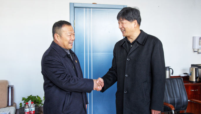 省纪委监委慰问必一体育纪检监察系统劳动模范