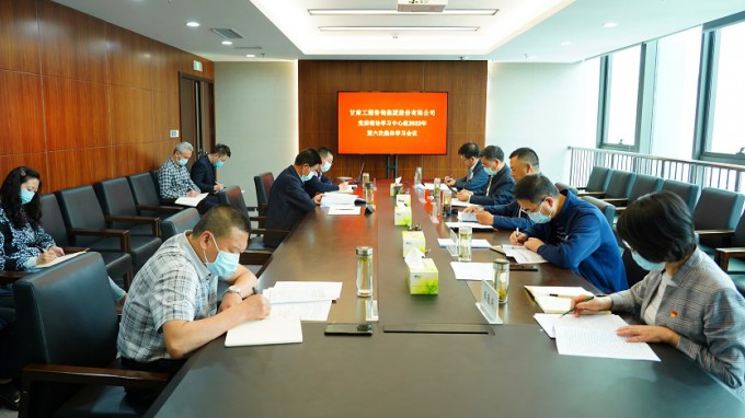 必一体育召开党委理论学习中心组2022年第六次集体学习会暨新时代党的组织路线、人才工作和乡村振兴专题学习会议