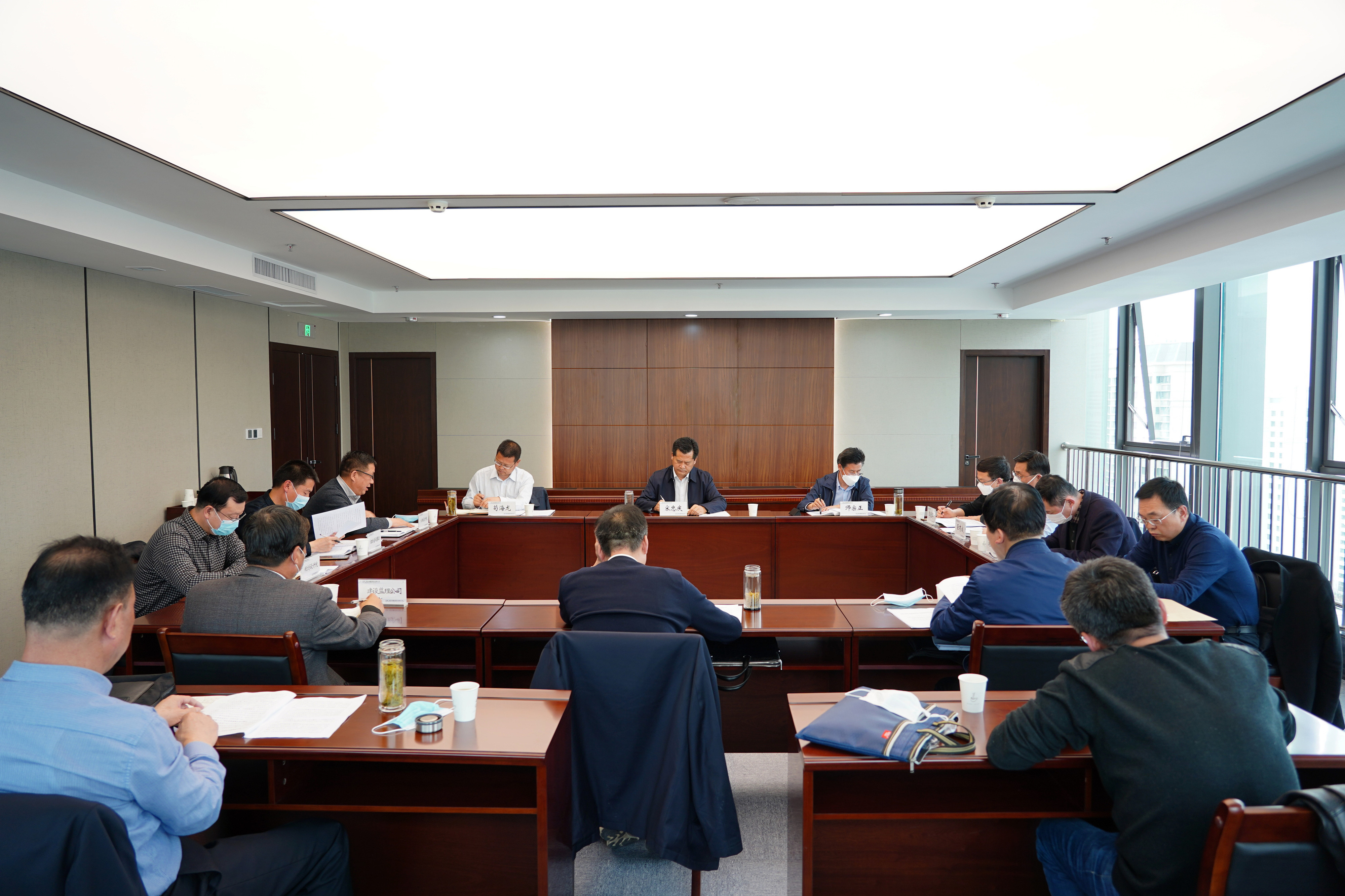 必一体育召开2020年脱贫攻坚帮扶工作专题会